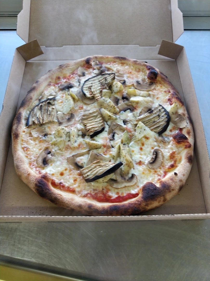 Distributeur de pizza greg'o pizza (a coté des pompiers) · Photos 8